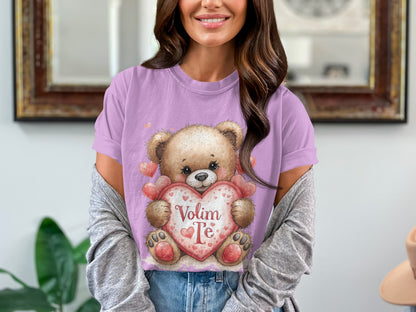 Volim Te Bear Holding Heart Graphic T-Shirt