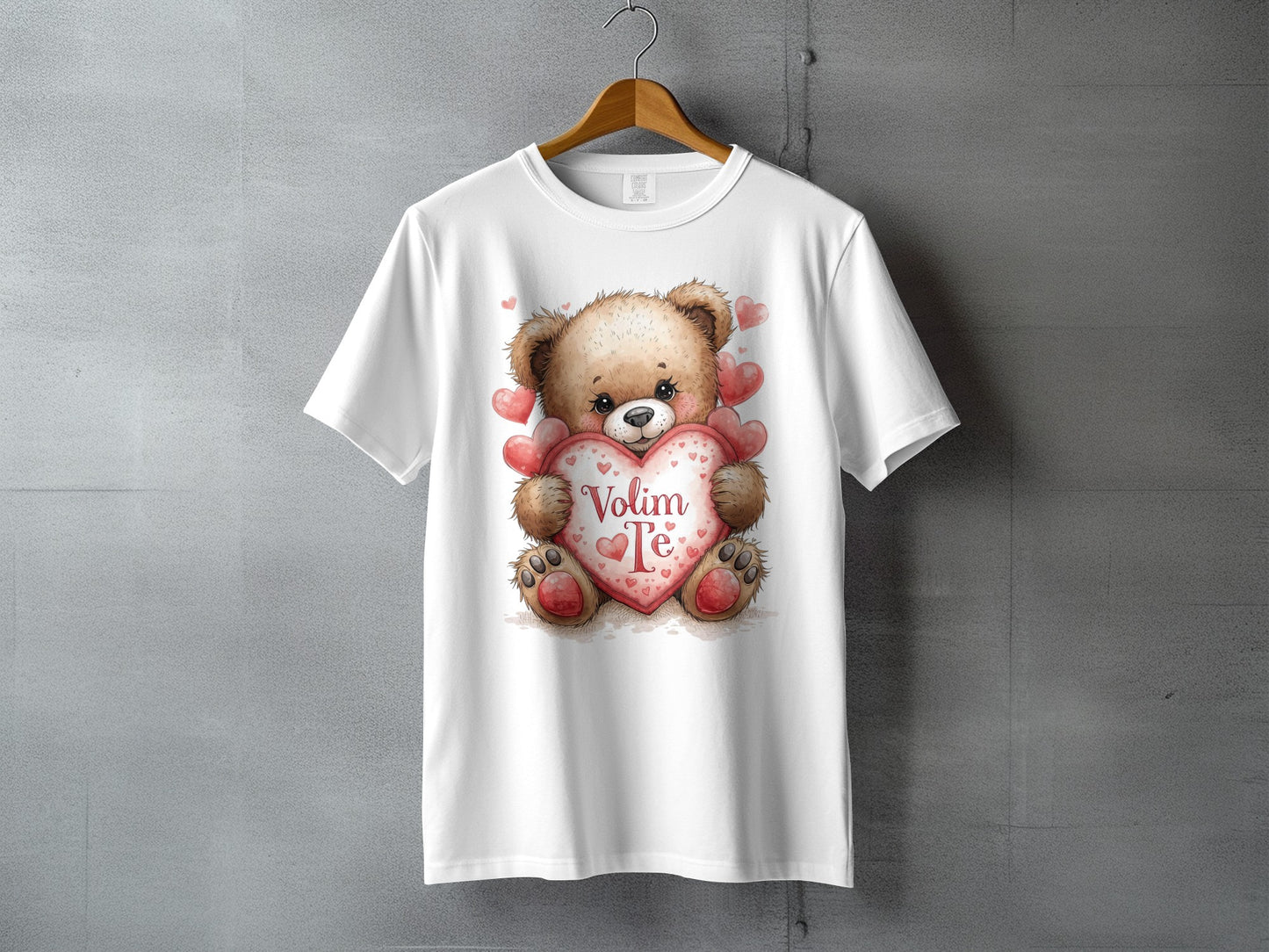 Cute Teddy Bear with Hearts Design T-shirt