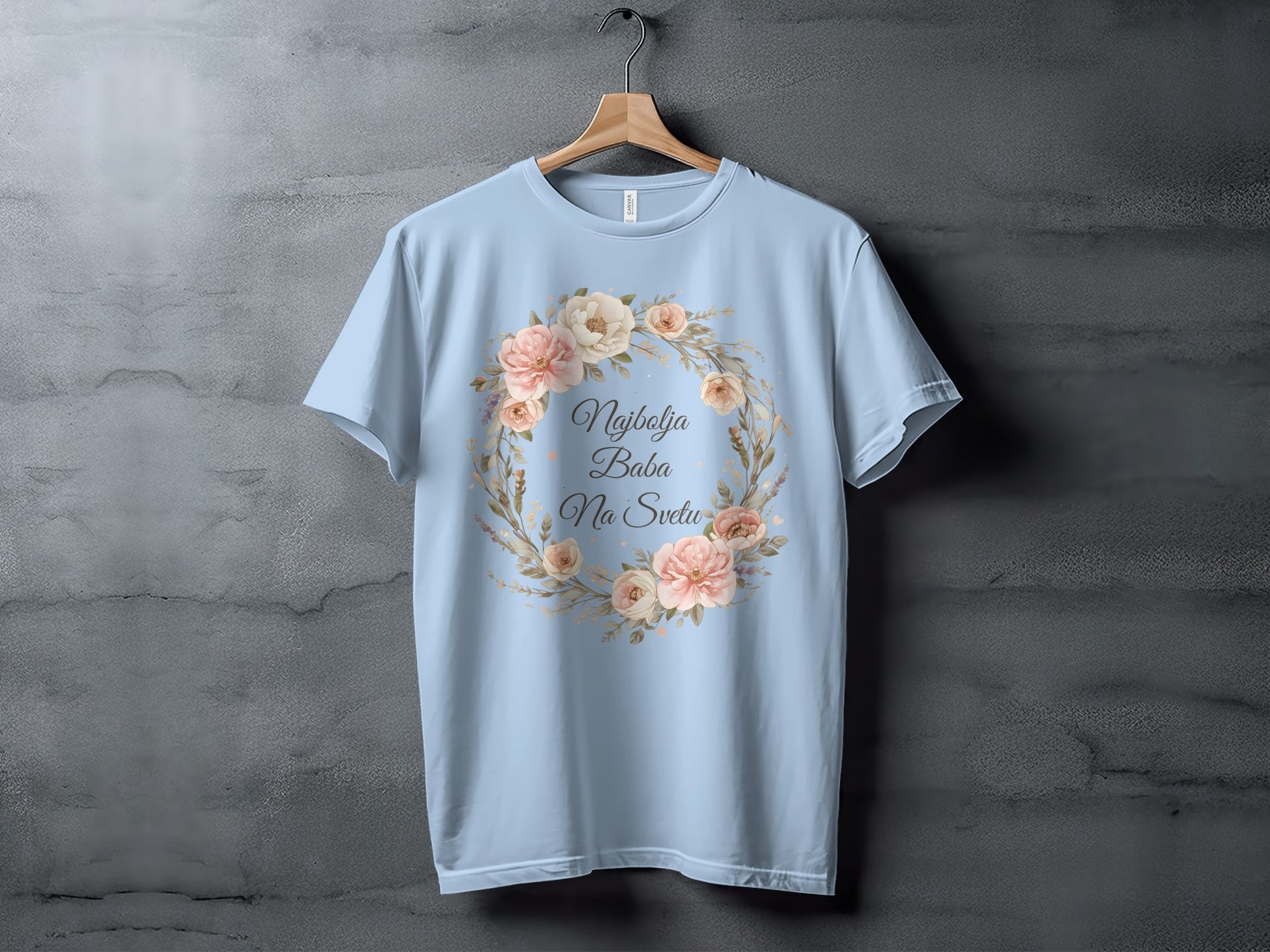 Najbolja Baba Na Svetu Floral Wreath T-Shirt