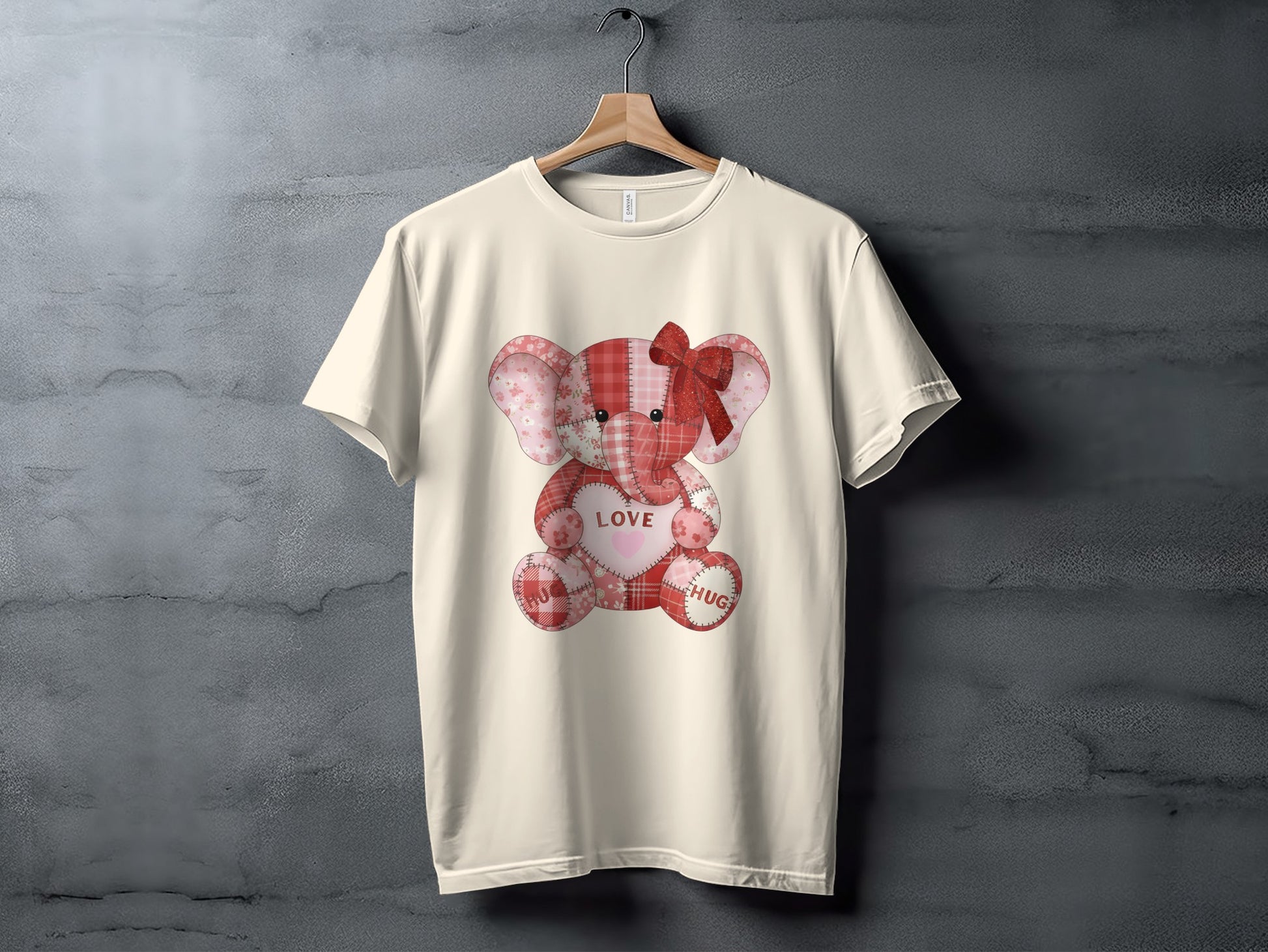 Cute Teddy Bear with Love and Hugs T-Shirt