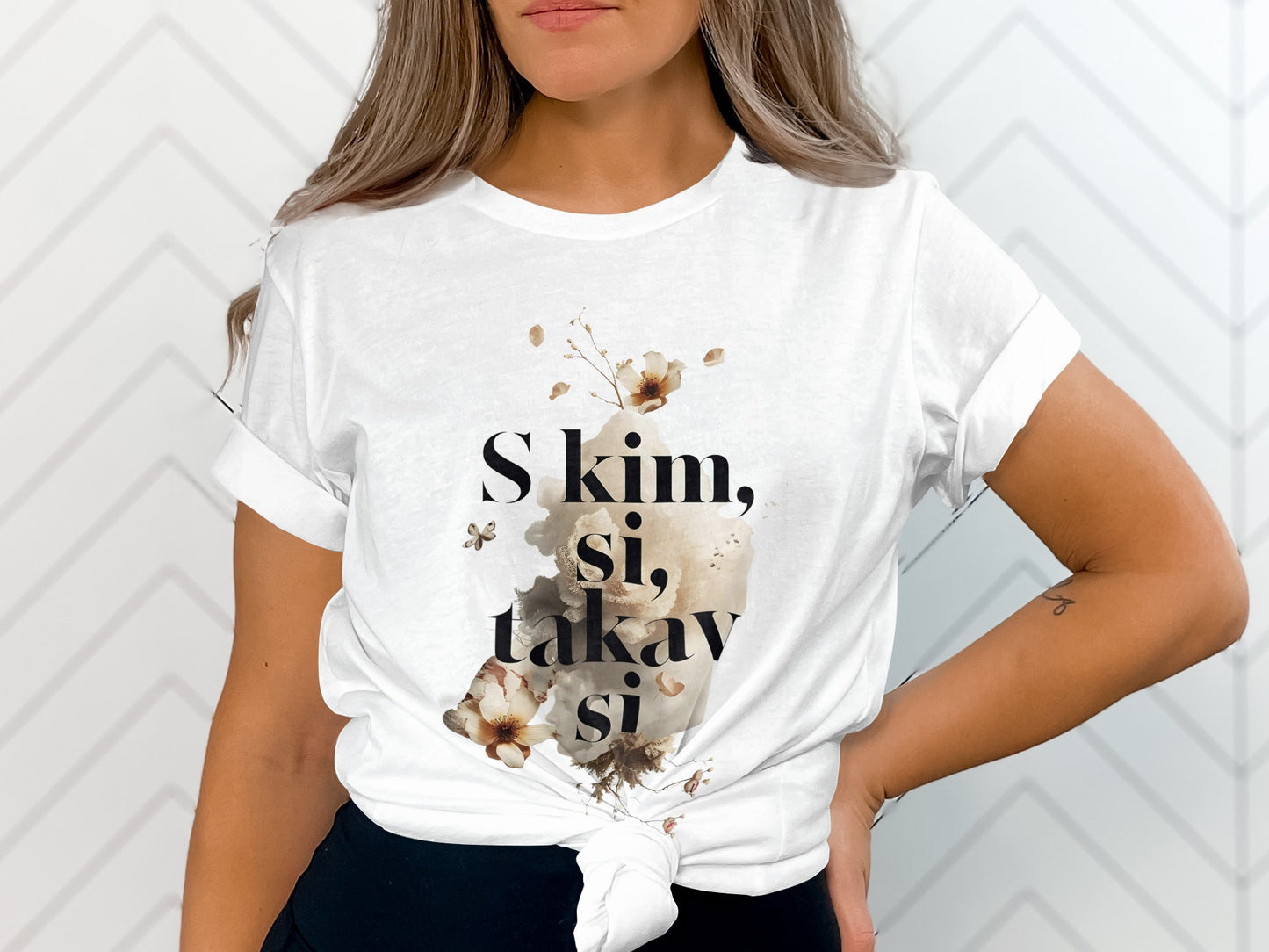 Floral Print Casual Tee with Stylish Graphic Product