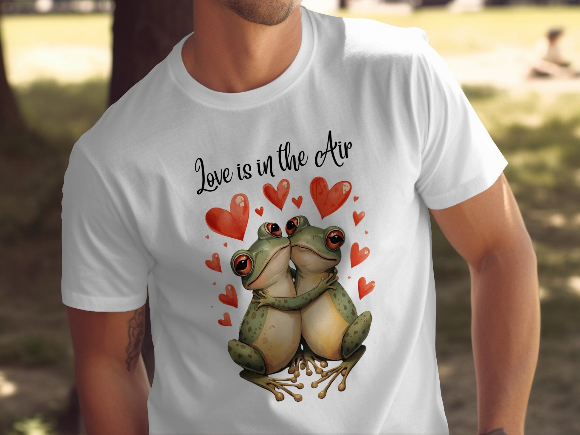 Love is in the Air Frog Couple Hearts T-shirt